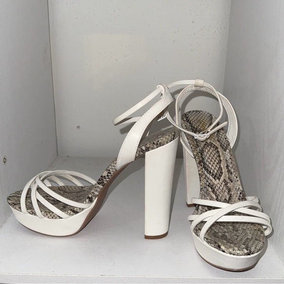 White straps platform heels - Picture 3 of 3